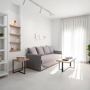 the-h-experience-eclectic-spacious-apartement-near.rethymnohotels.net/